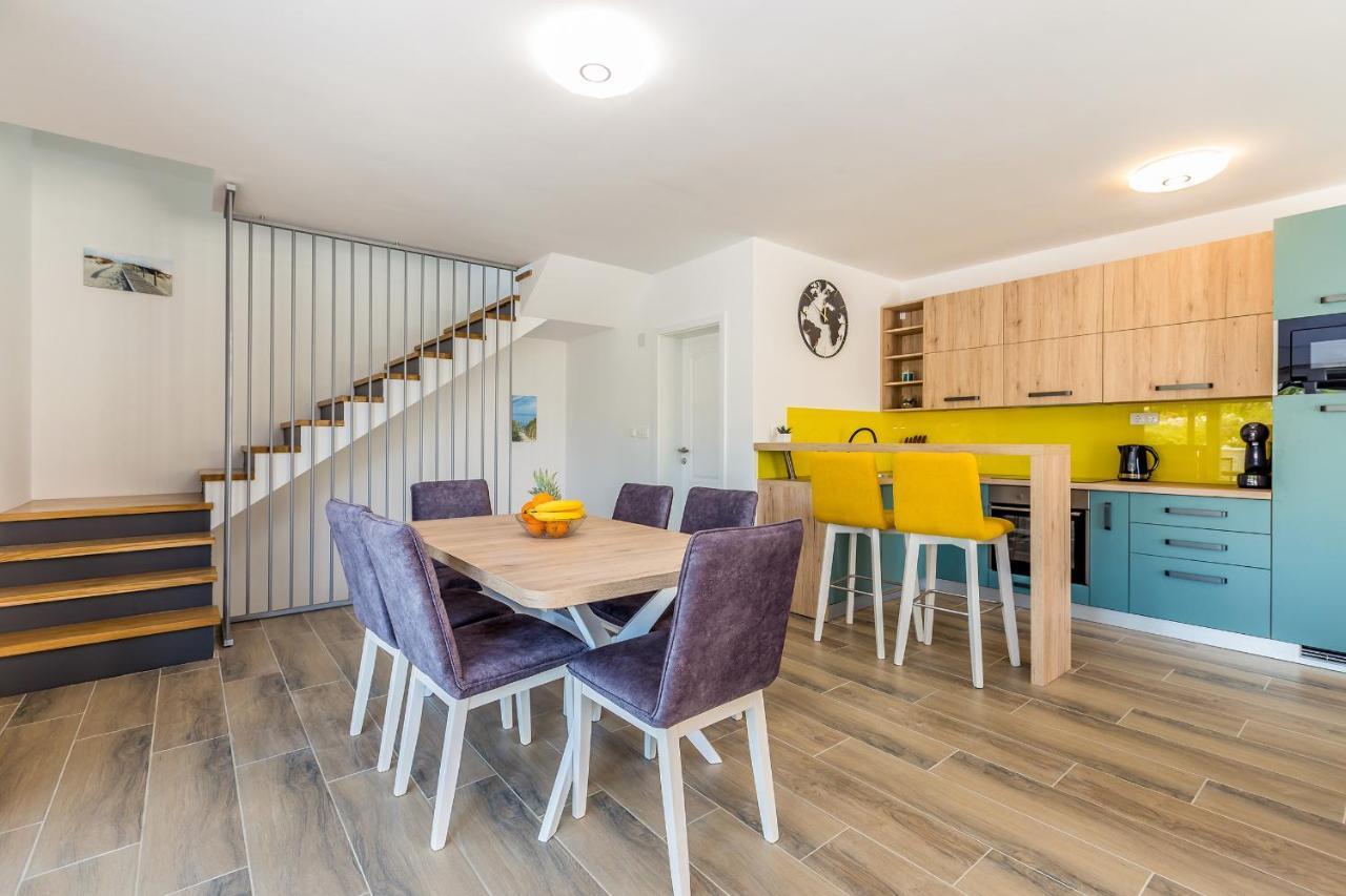 מאלינסקה Holiday House Sunlight With Heated Pool מראה חיצוני תמונה