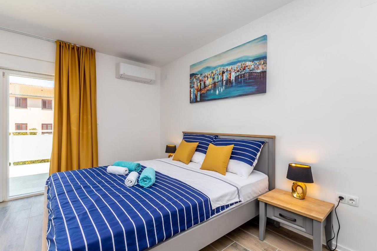 מאלינסקה Holiday House Sunlight With Heated Pool מראה חיצוני תמונה